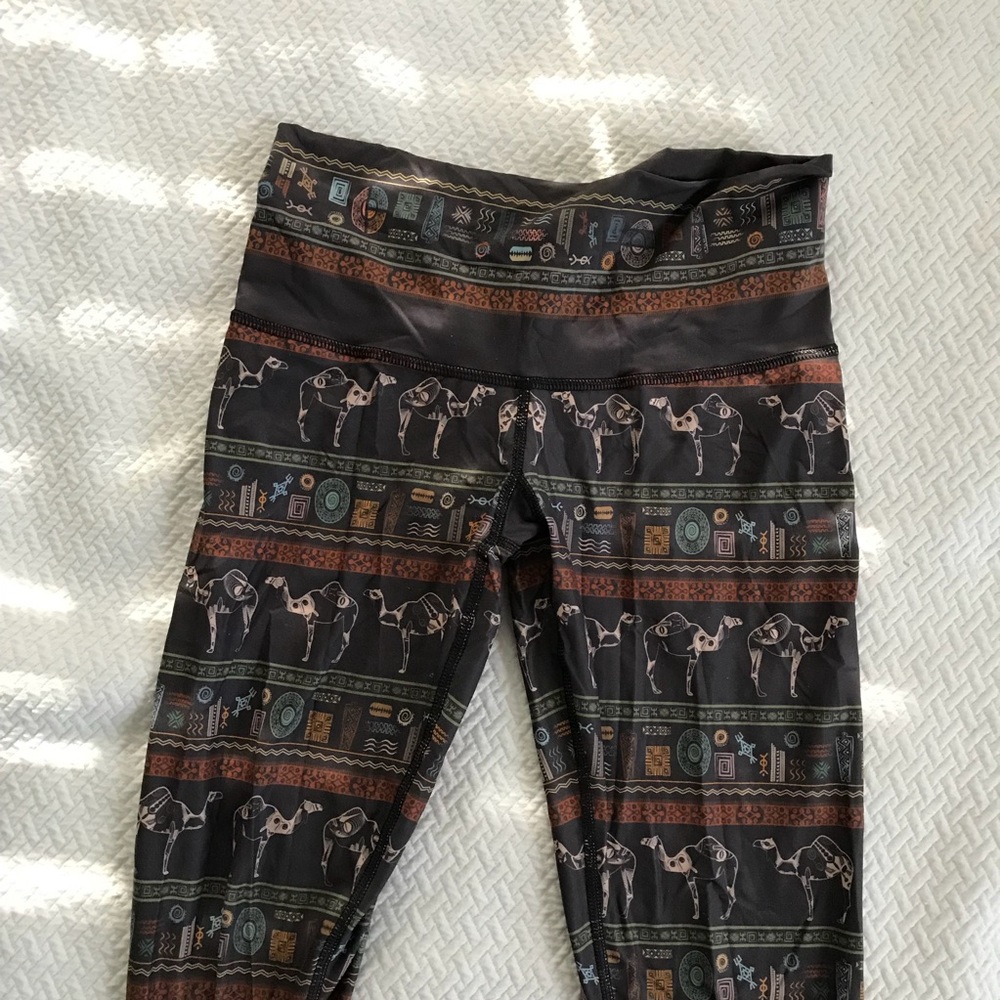 Re3 leggings African camel print